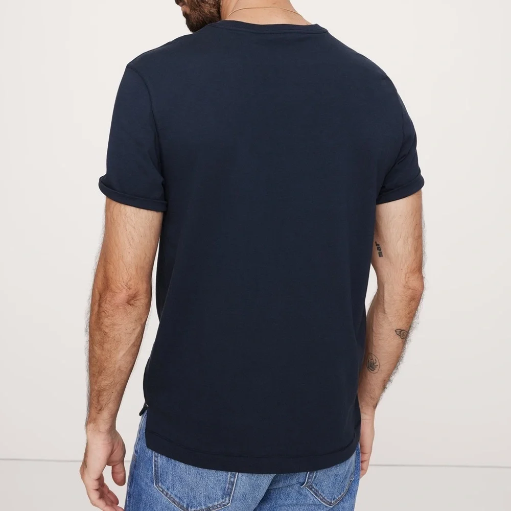 BANANA REPUBLIC Authentic Supima Crew Neck Short Sleeve Shirt
